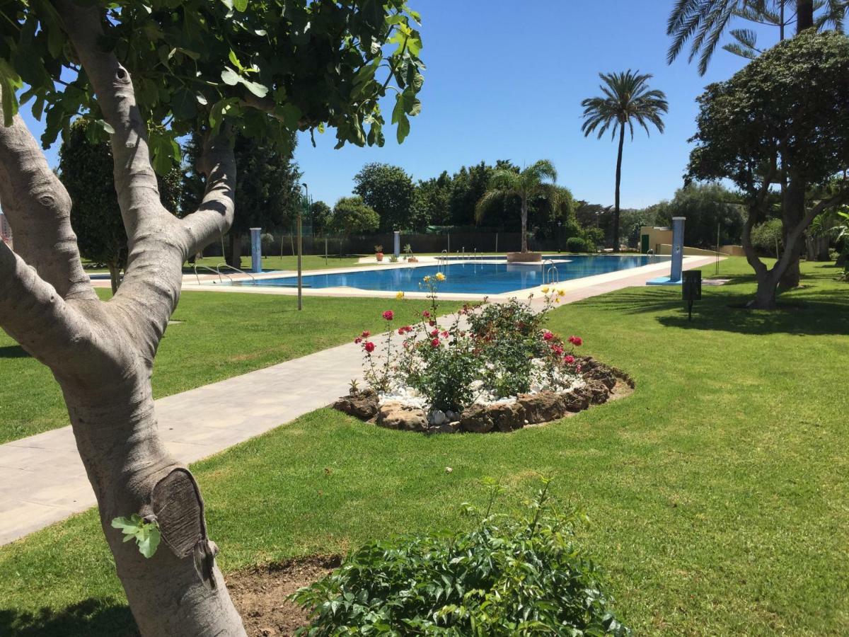 Apartamento Cerca De La Playa Y Campo De Golf Con Piscina Lejlighed Torremolinos Eksteriør billede