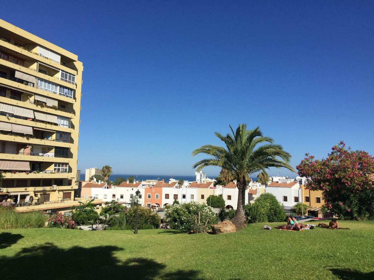 Apartamento Cerca De La Playa Y Campo De Golf Con Piscina Lejlighed Torremolinos Eksteriør billede